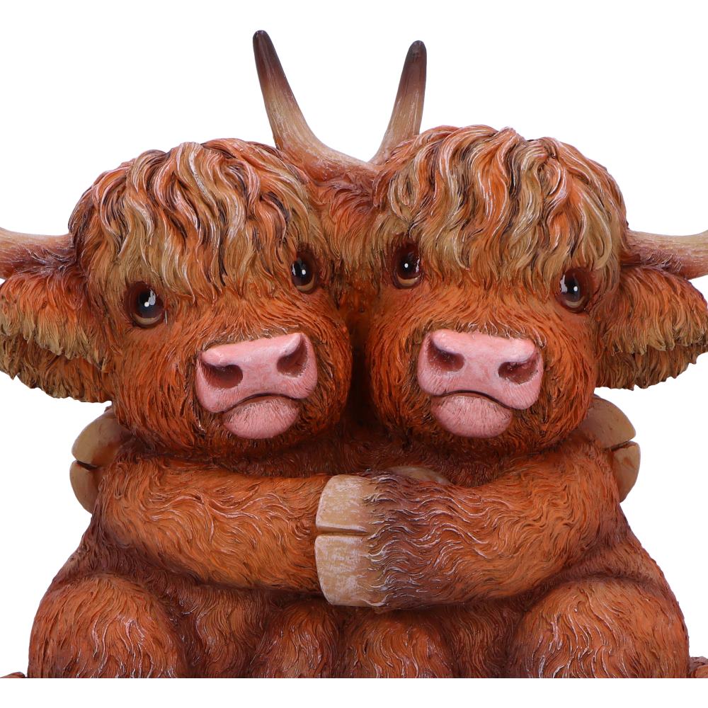Highland Cow Hug Figurine - Image 5