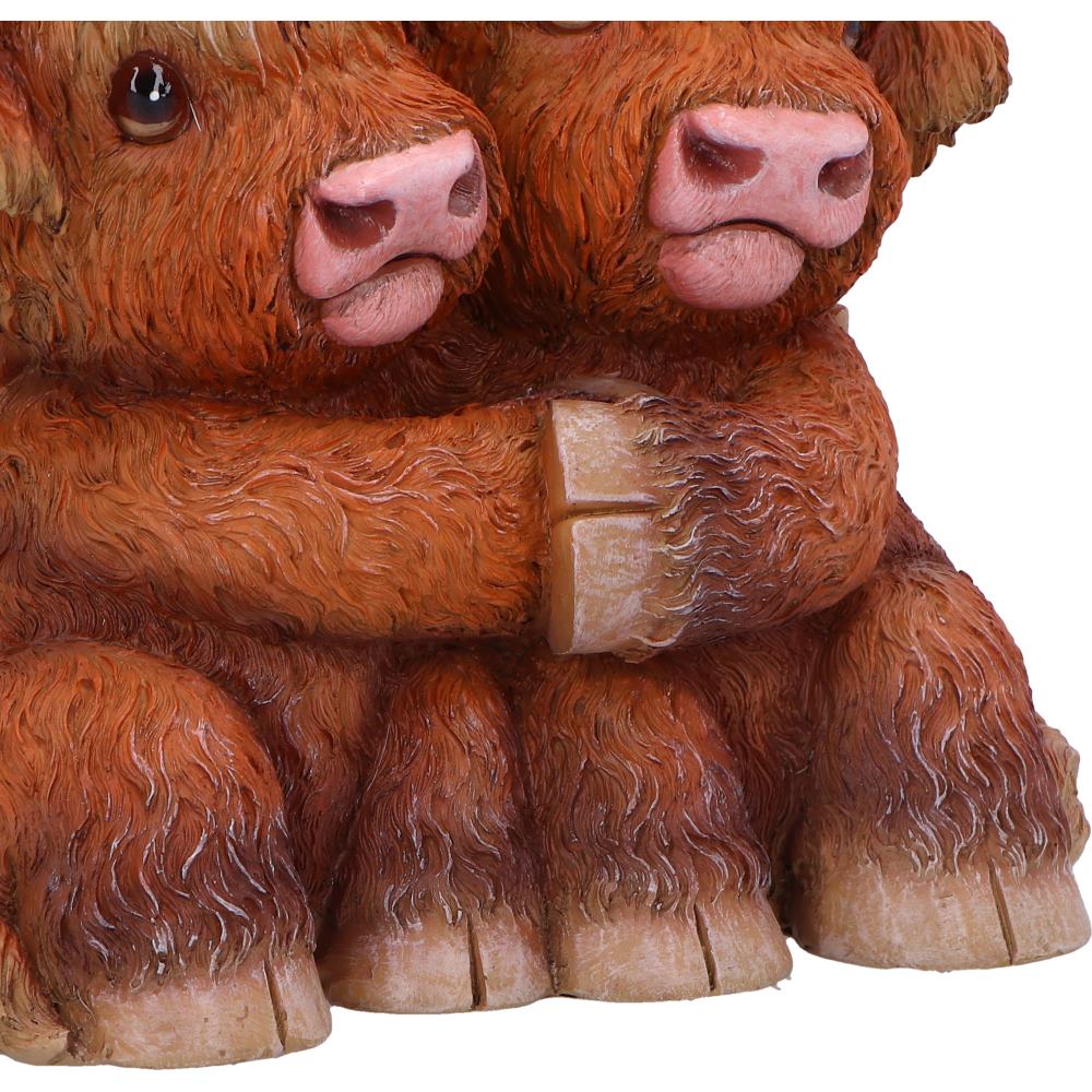 Highland Cow Hug Figurine - Image 6