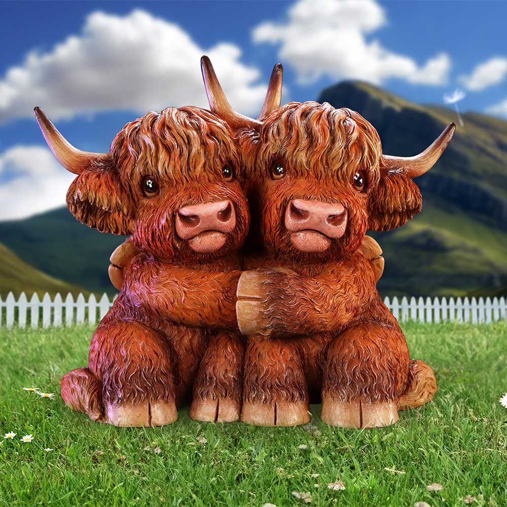 Highland Cow Hug Figurine - Image 7