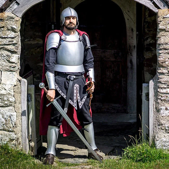 Knight Errant Armour Set - Image 3